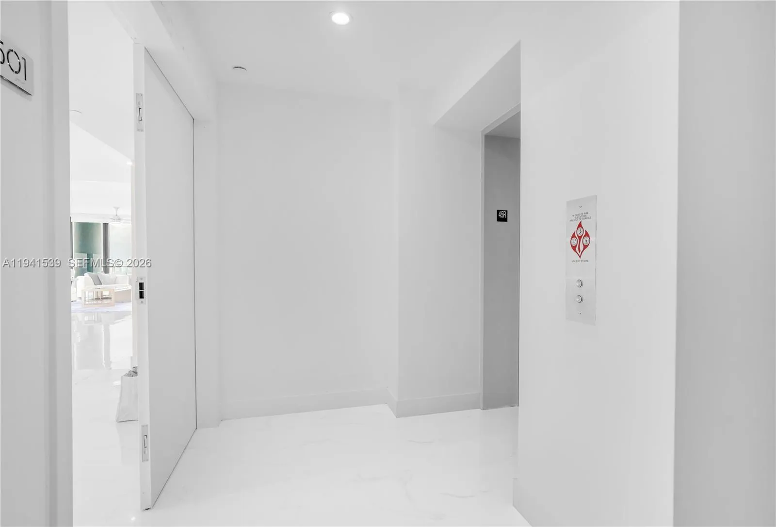 700 NE 24TH ST # 4501, Miami FL 33137