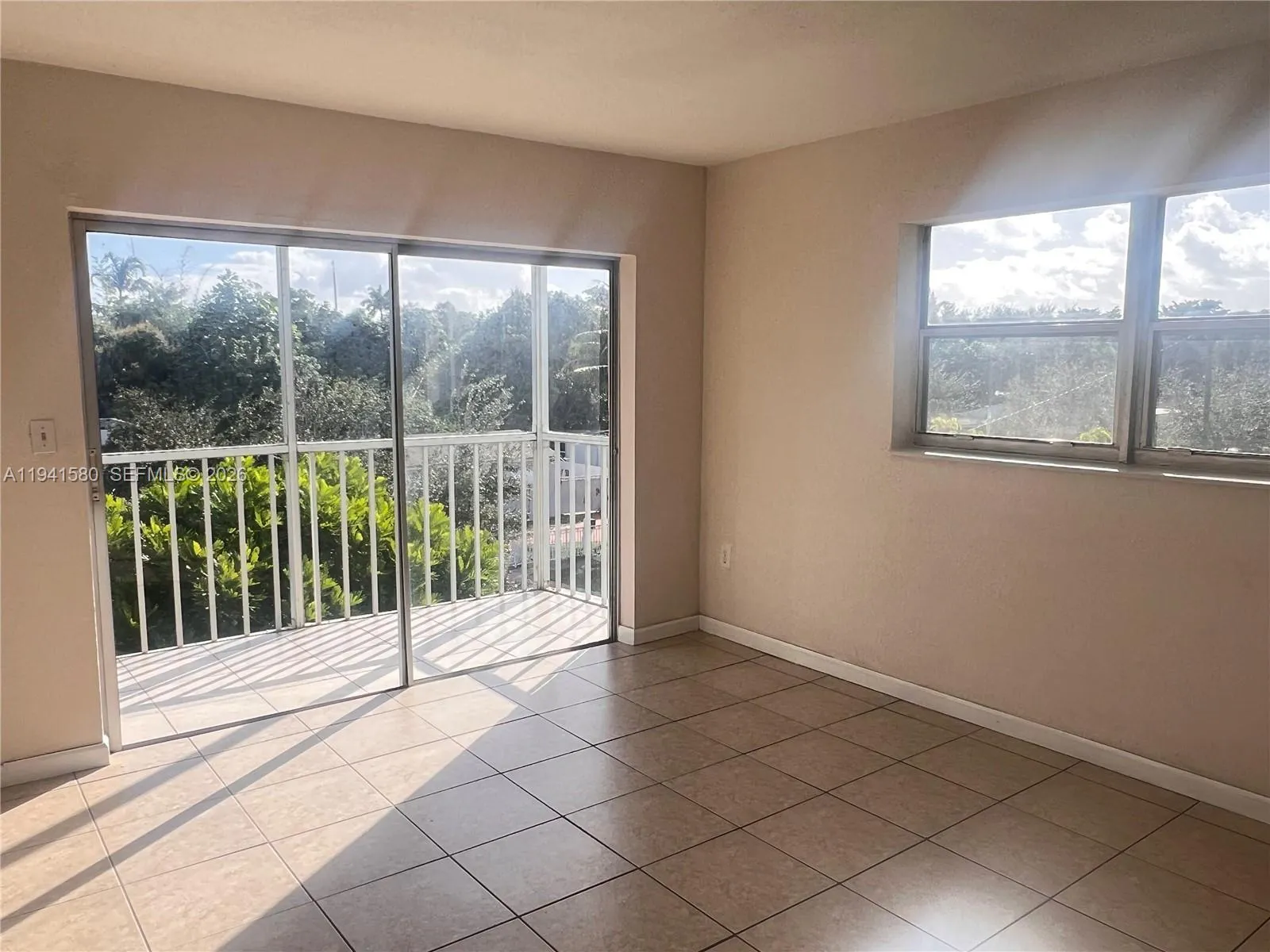 12290 NE 11th Ct # 203, North Miami FL 33161