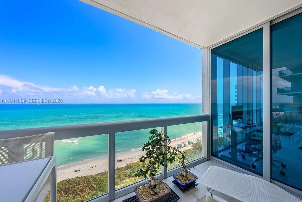 6899 Collins Ave # 1205, Miami Beach FL 33141