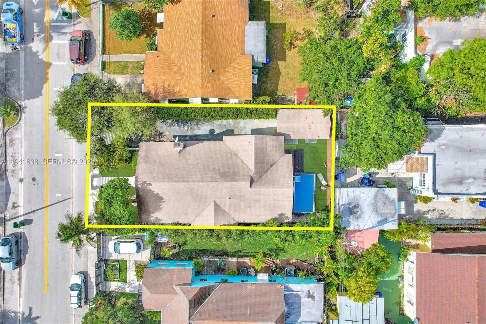 6 bedroom 3 bath for sale at 37 NW 47th St, Miami FL 33127