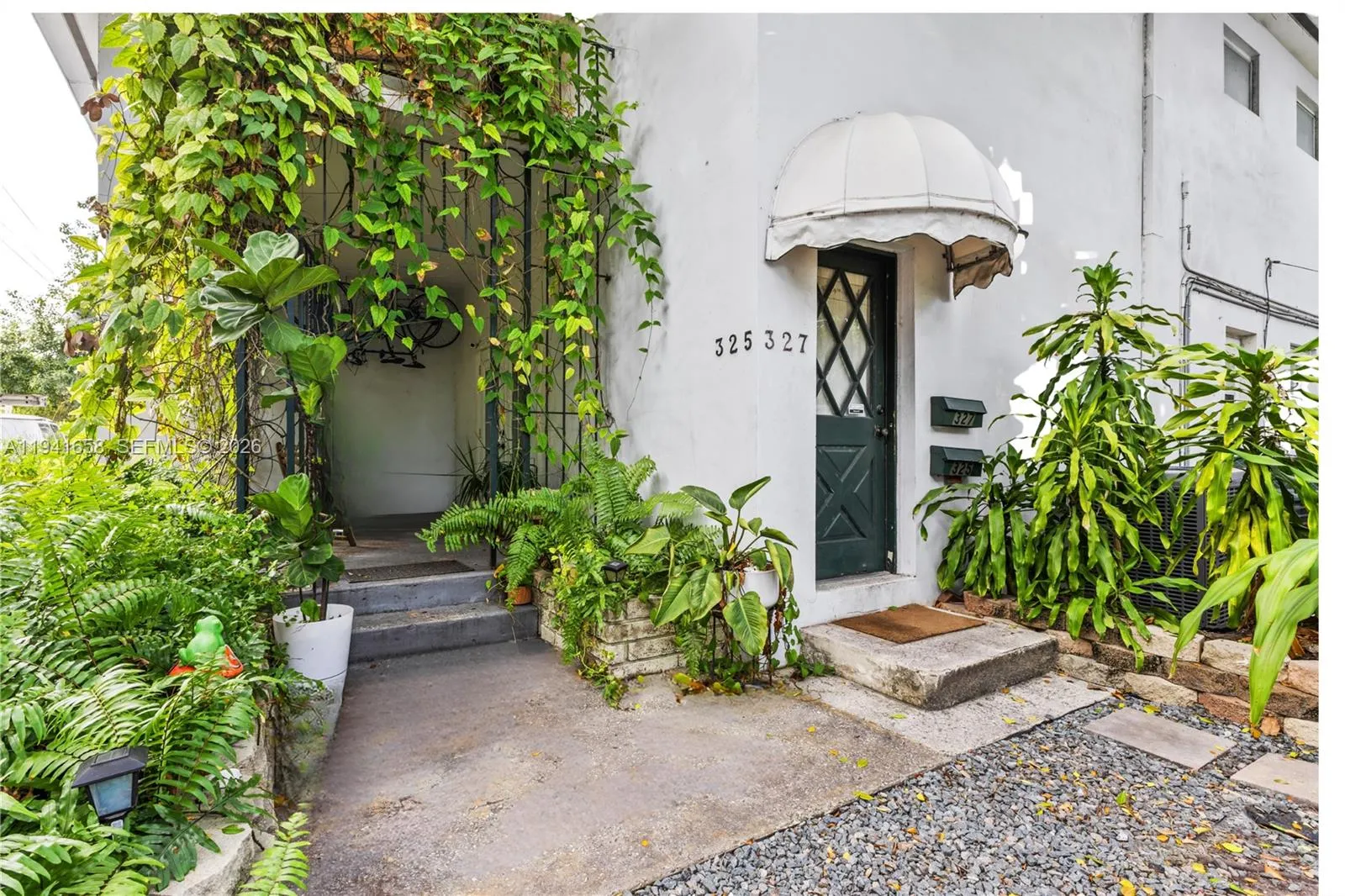 325 Bird Rd, Coral Gables FL 33146