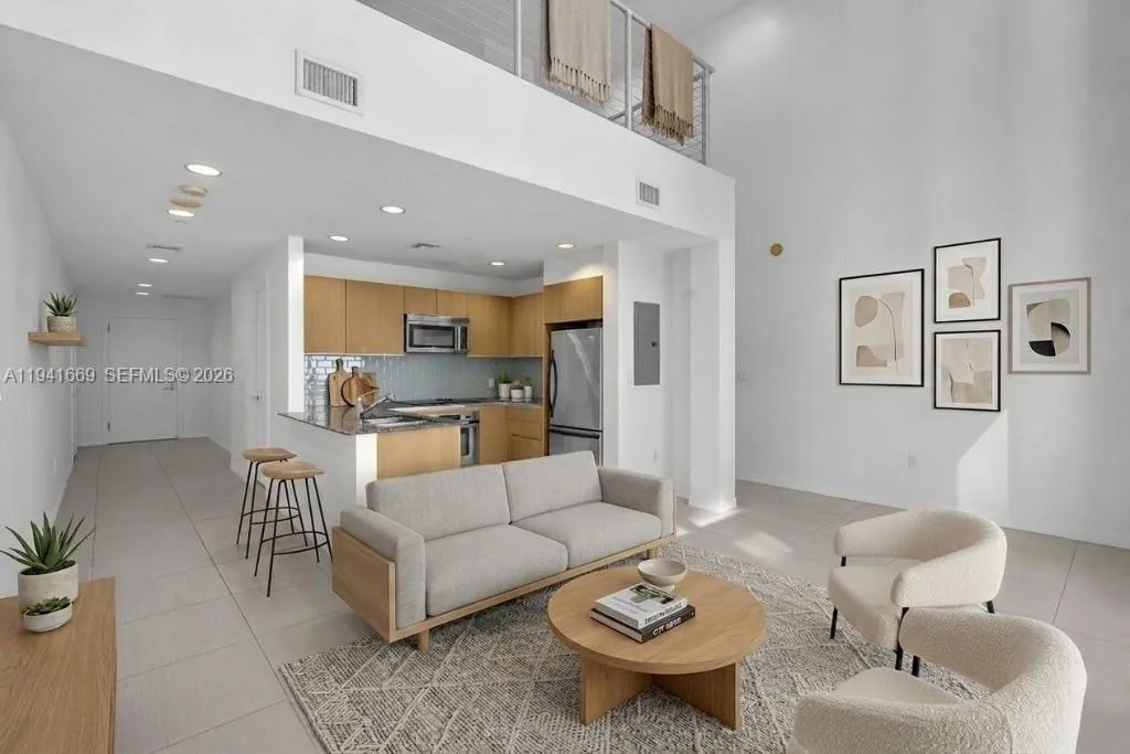 1 bedroom 1 bath for sale at 1050 Brickell Ave # 2418, Miami FL 33131