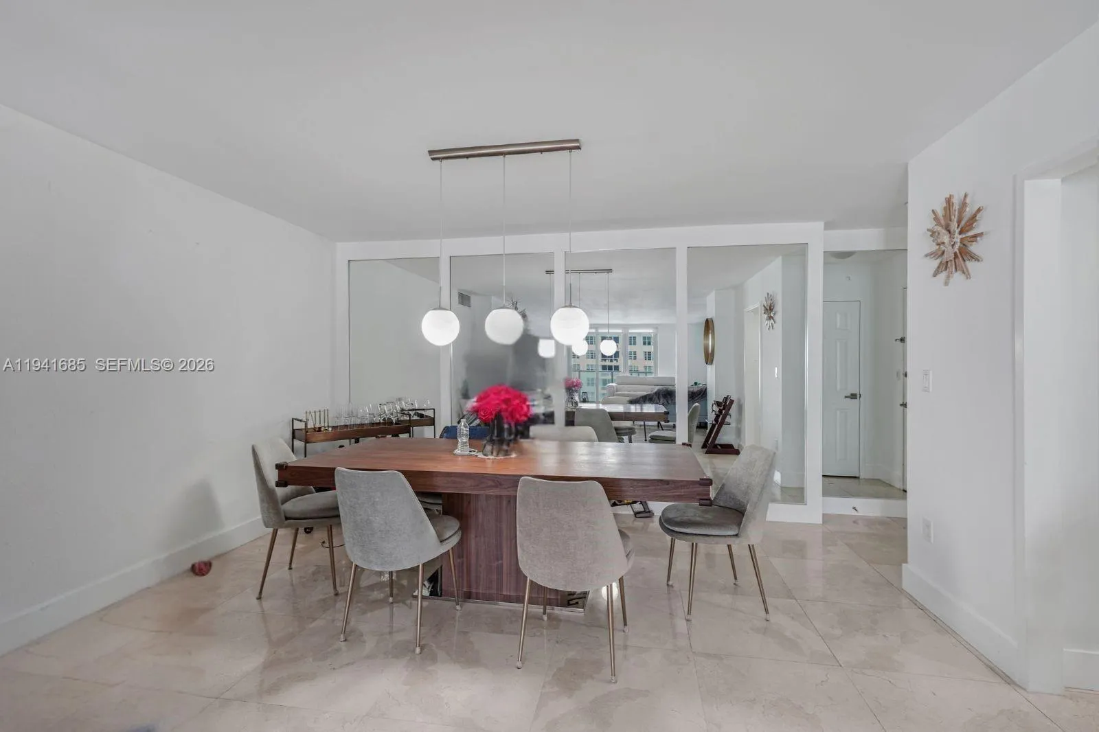 5701 Collins Ave # 1415, Miami Beach FL 33140
