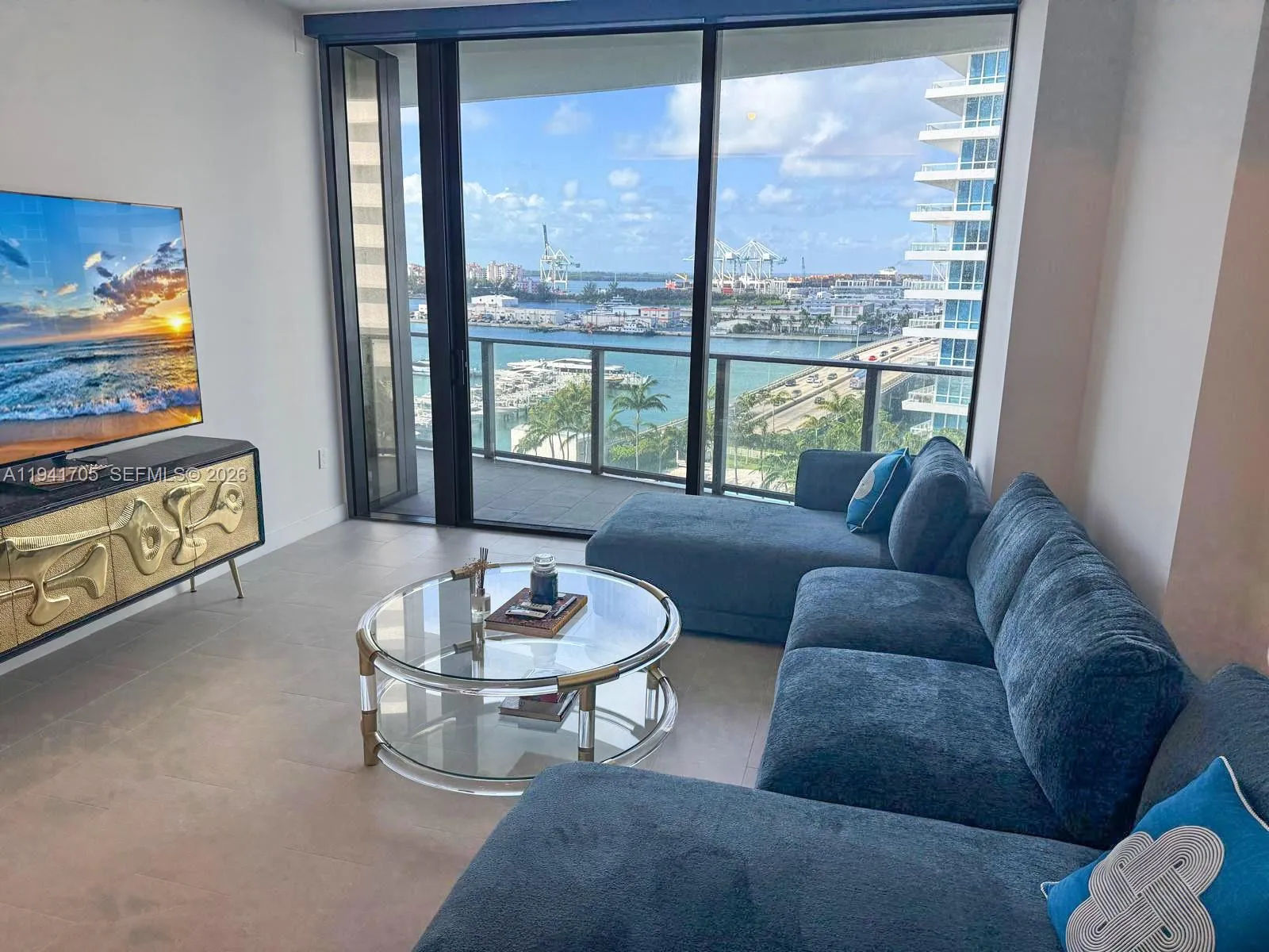 1 bedroom 1 bath for sale at 500 Alton Rd # 1204, Miami Beach FL 33139