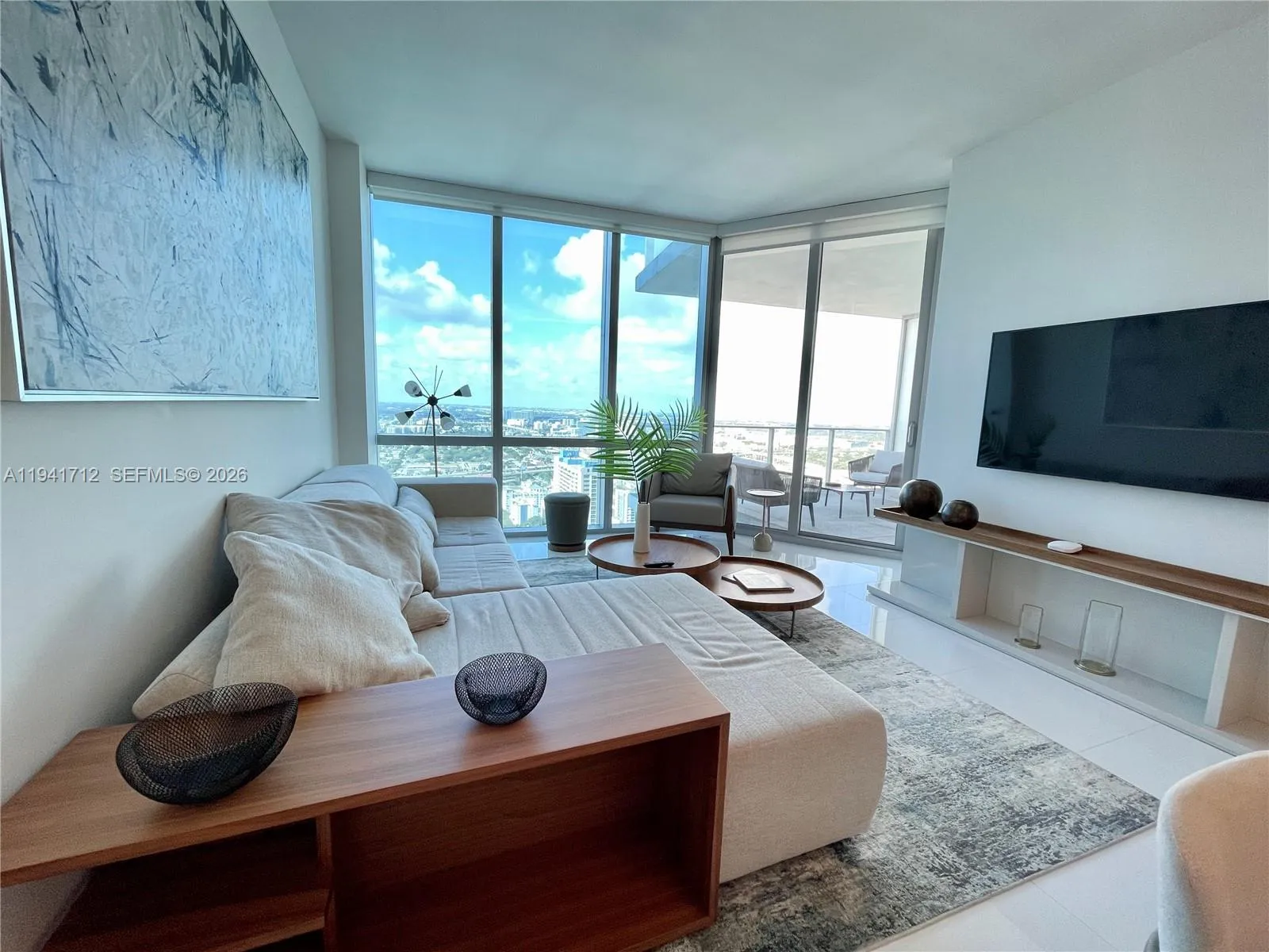 851 NE 1st Ave # 3606, Miami FL 33132