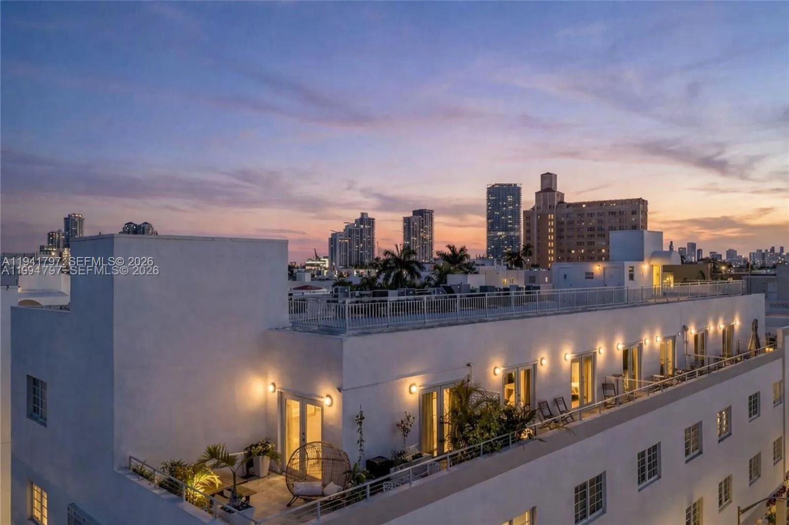 3 bedroom 2 bath for sale at 865 Collins Ave # 307, Miami Beach FL 33139