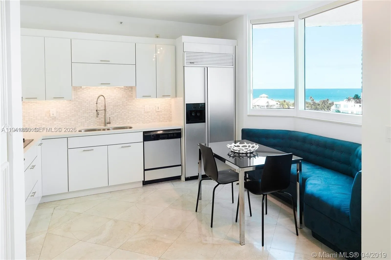 300 S Pointe Dr # 909, Miami Beach FL 33139