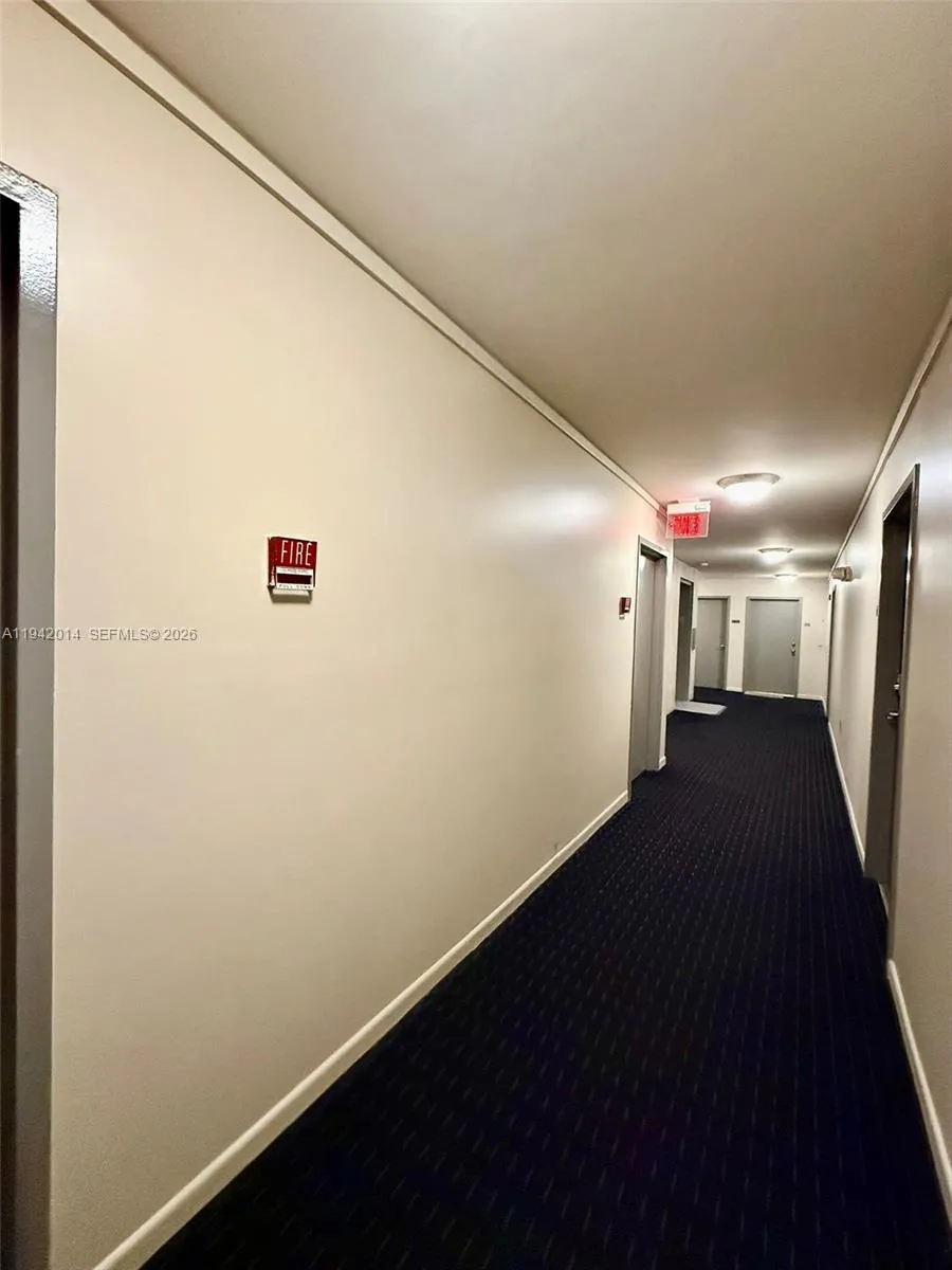 1605 Bay Rd # 407, Miami Beach FL 33139