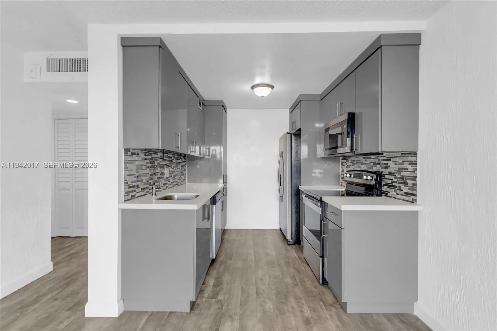 10400 SW 108 AVE # A413, Miami FL 33176