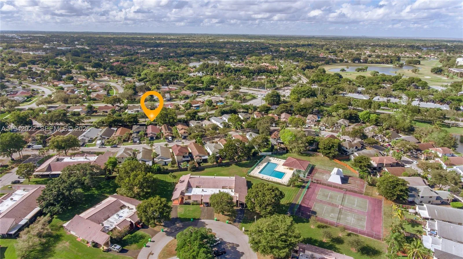 575 Lakeside Cir, Sunrise FL 33326