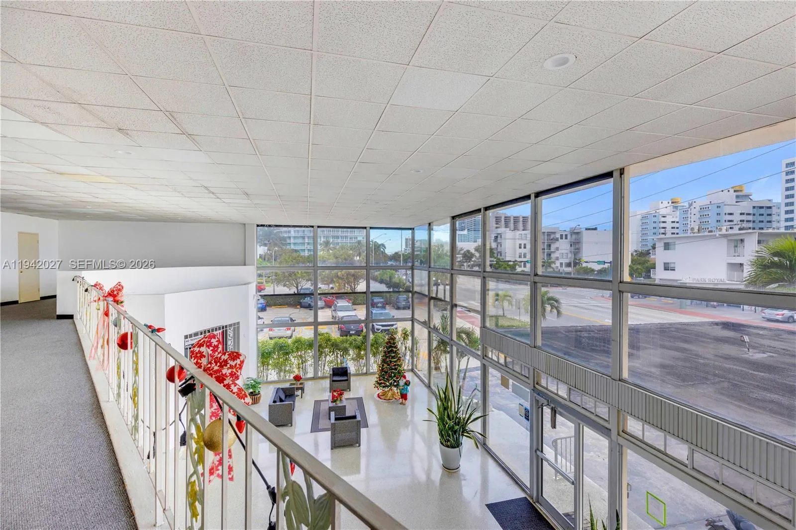 6484 Indian Creek Dr # 220, Miami Beach FL 33141