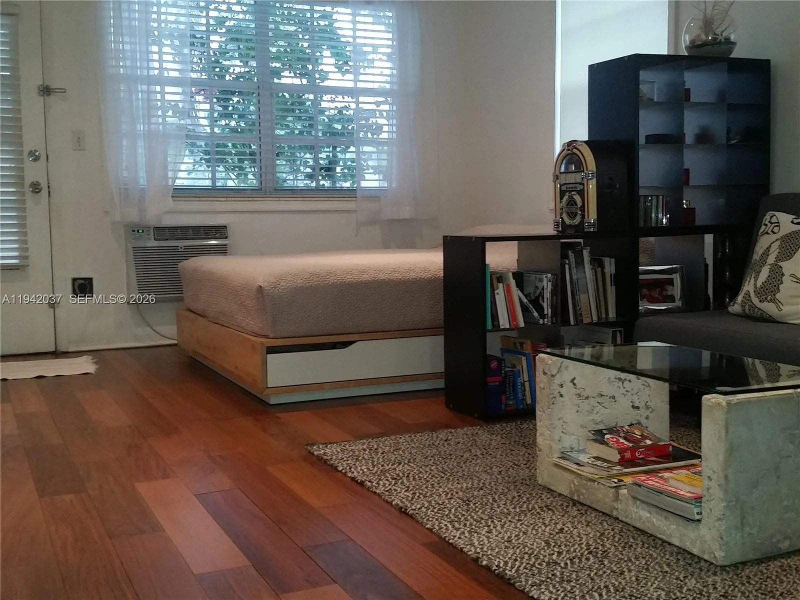 717 Espanola Way # 205, Miami Beach FL 33139