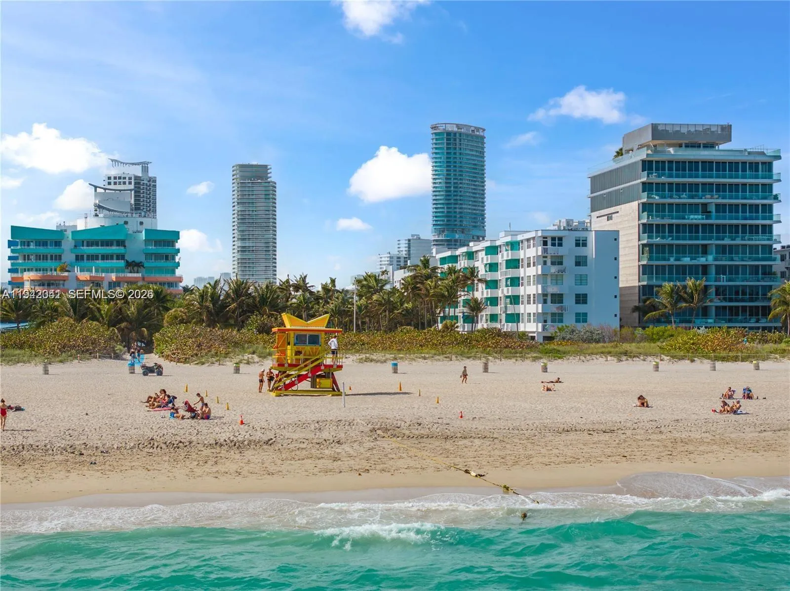 1 bedroom 1 bath for sale at 301 Ocean Dr # 302, Miami Beach FL 33139