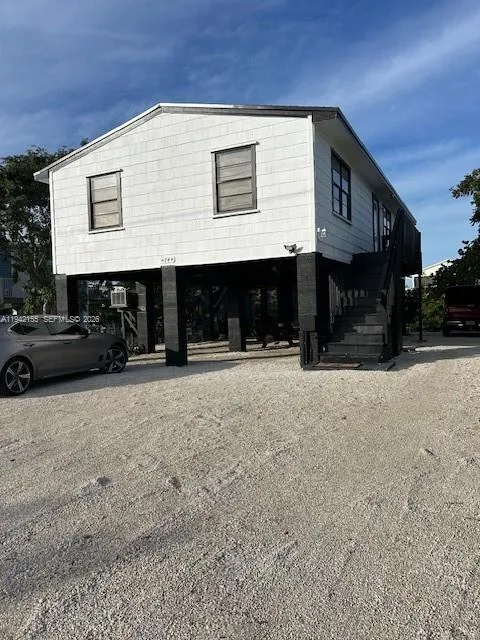 74 Pelican Ln, Big Pine FL 33043