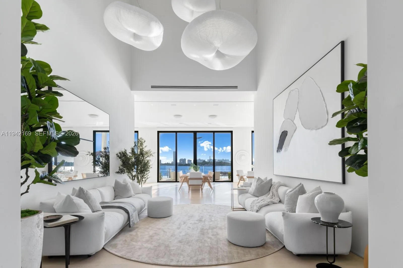 33 E Dilido Dr, Miami Beach FL 33139