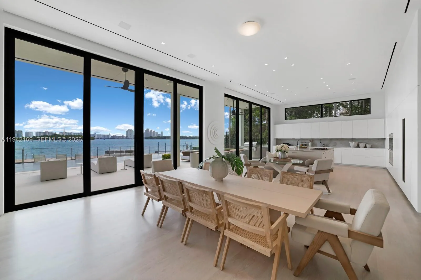 33 E Dilido Dr, Miami Beach FL 33139