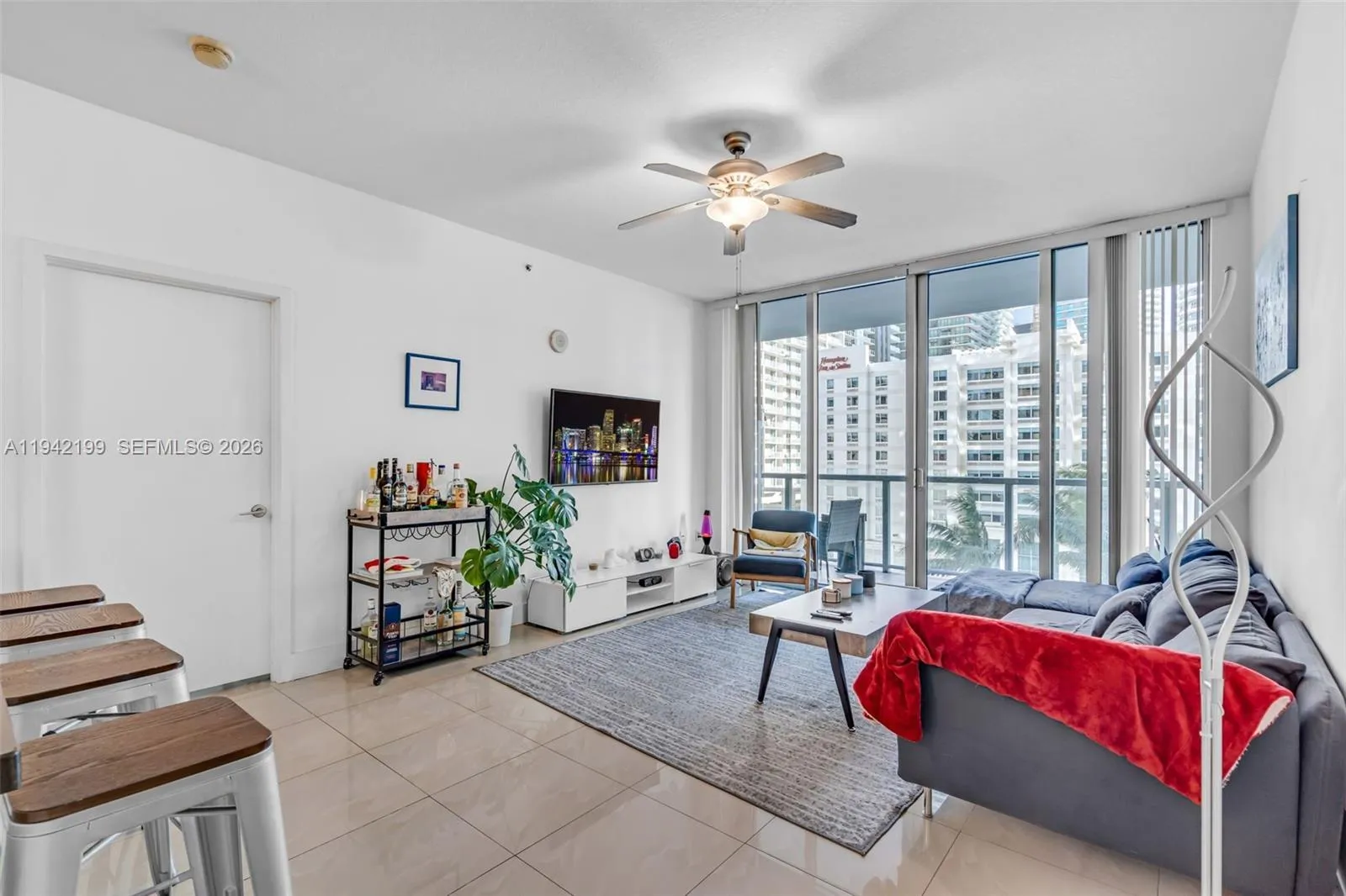 2 bedroom 2 bath for sale at 1111 SW 1st Ave, Miami FL 33130