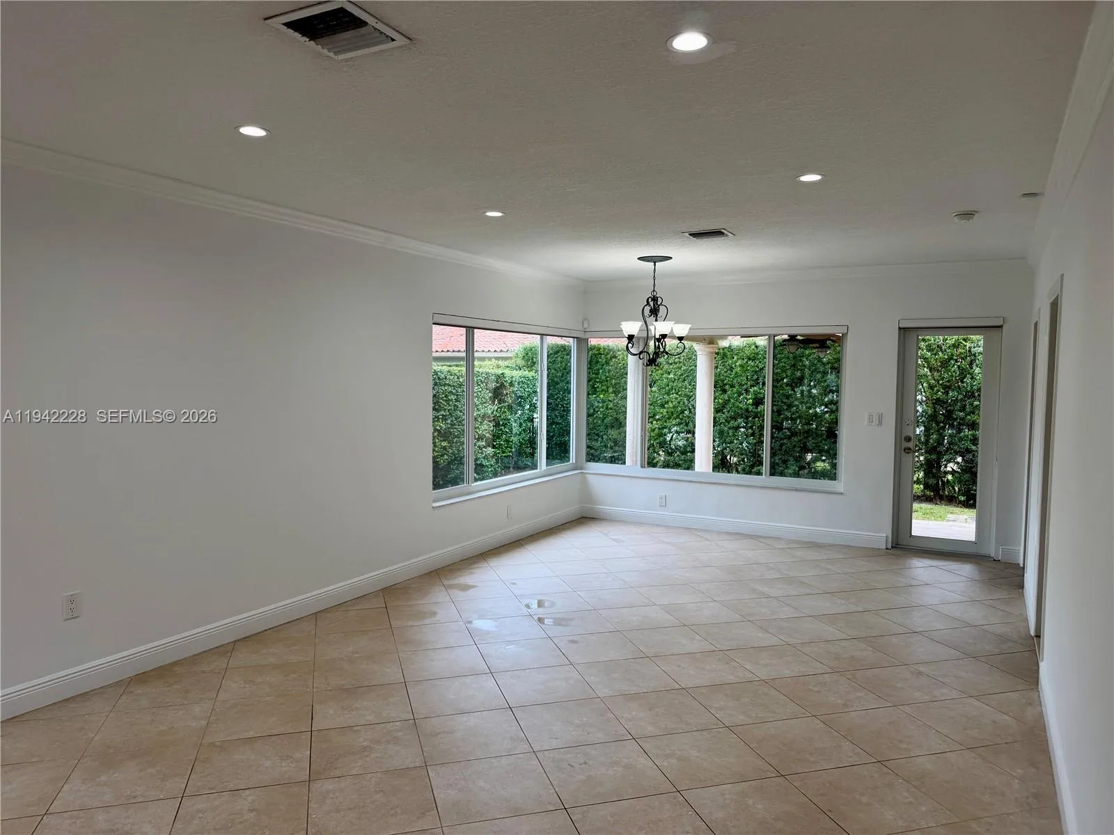 814 Capri St, Coral Gables FL 33134