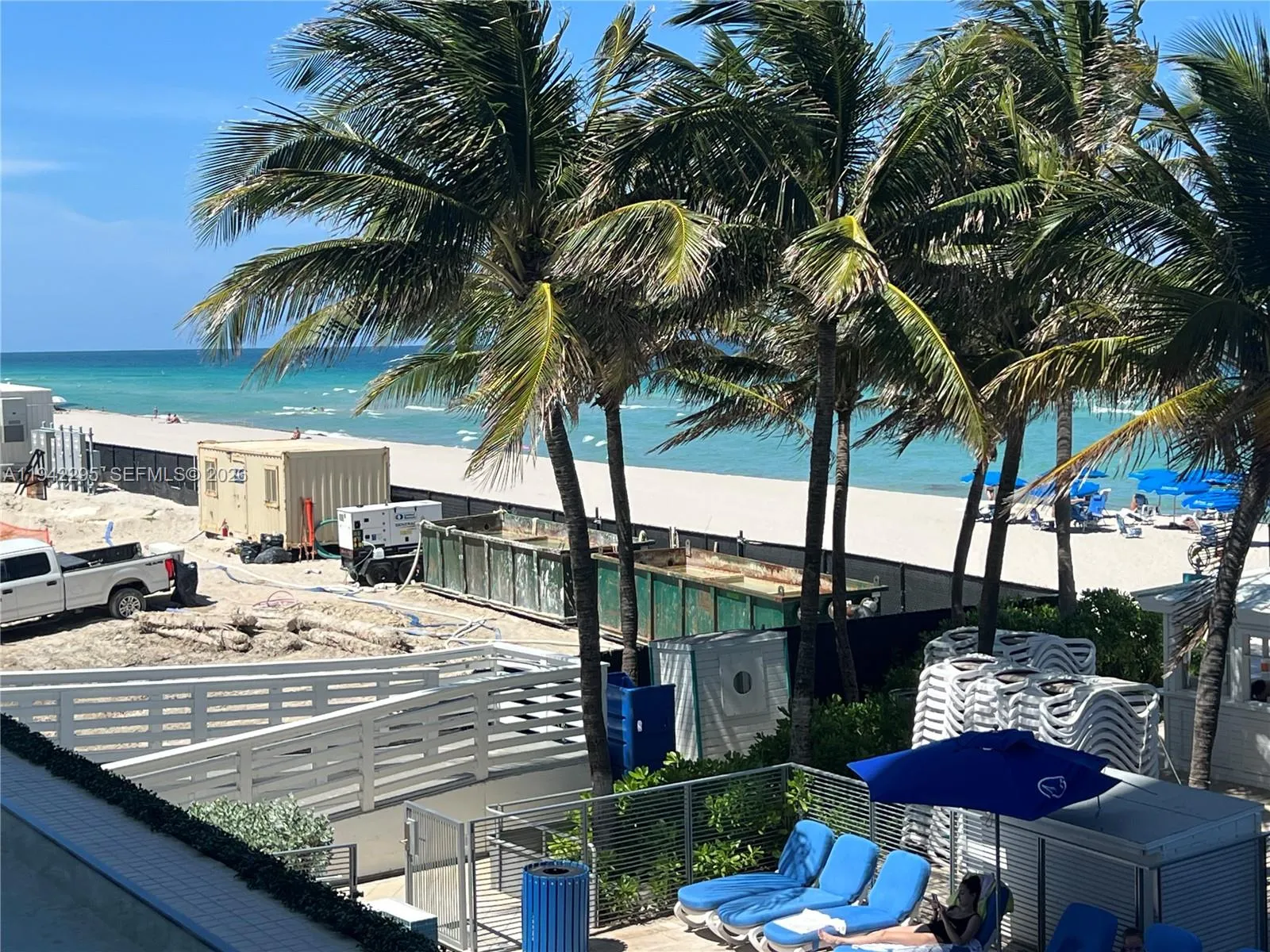 1 bedroom 1 bath for sale at 18683 Collins Ave # 2510, Sunny Isles Beach FL 33160