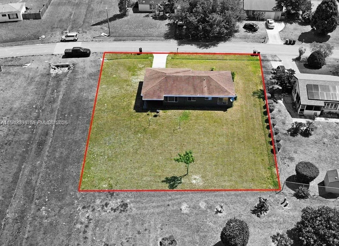 250 SW Homeland Rd, Port St. Lucie FL 34953