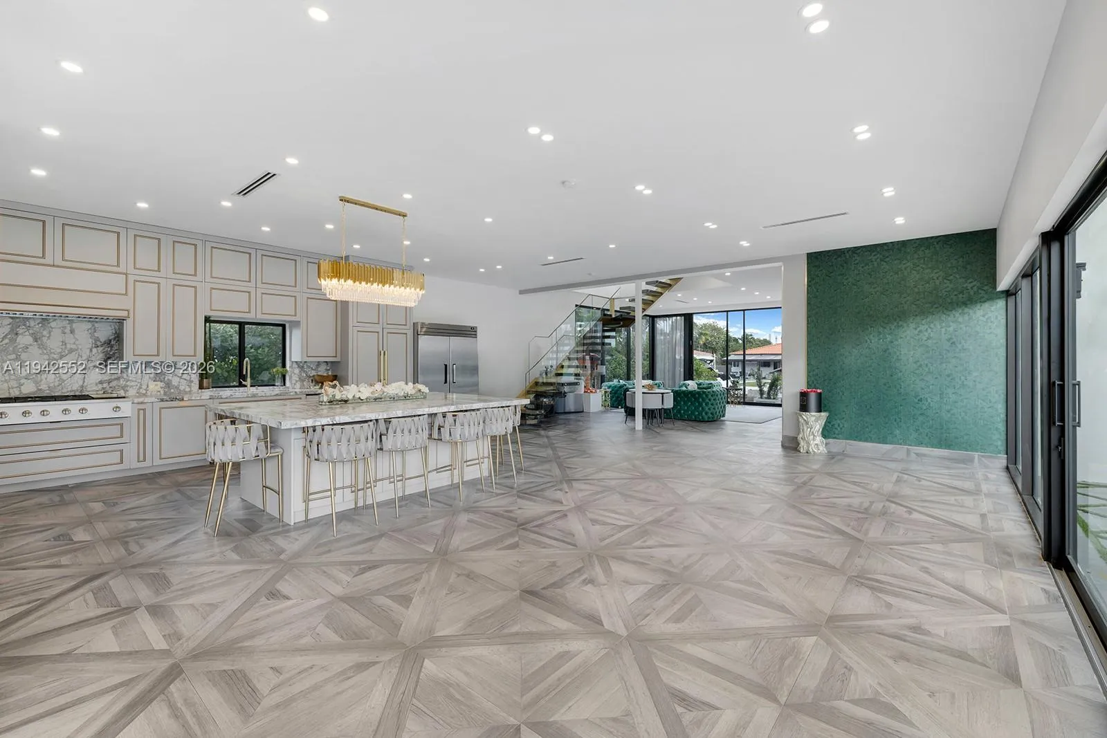 8005 Noremac Ave, Miami Beach FL 33141