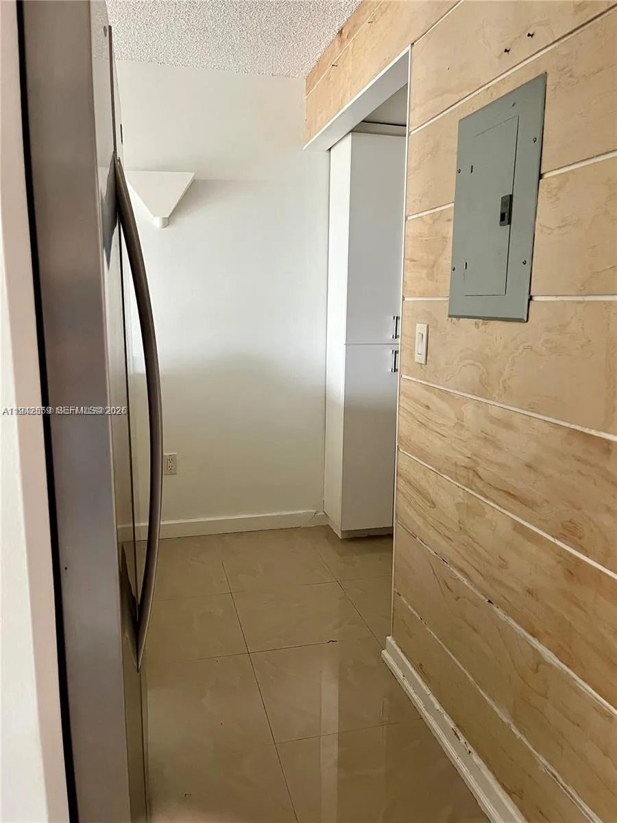 1650 NE 115th St # 507, Miami FL 33181