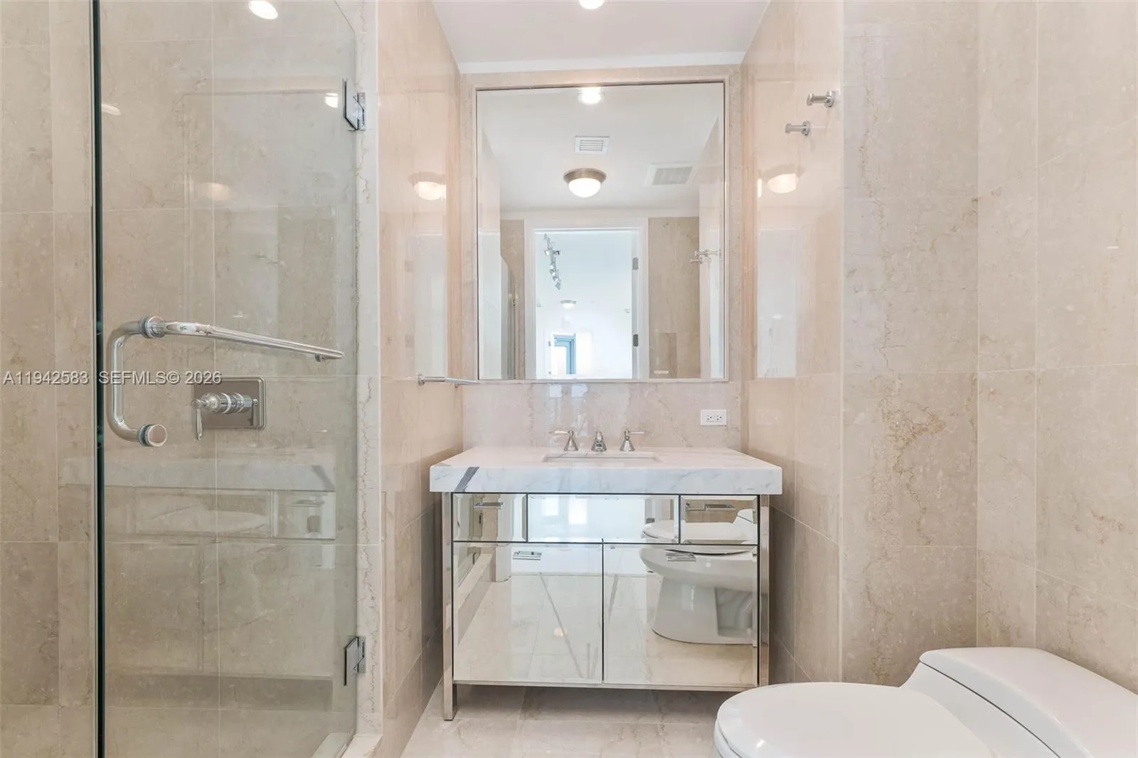 17475 Collins Ave # 2003, Sunny Isles Beach FL 33160