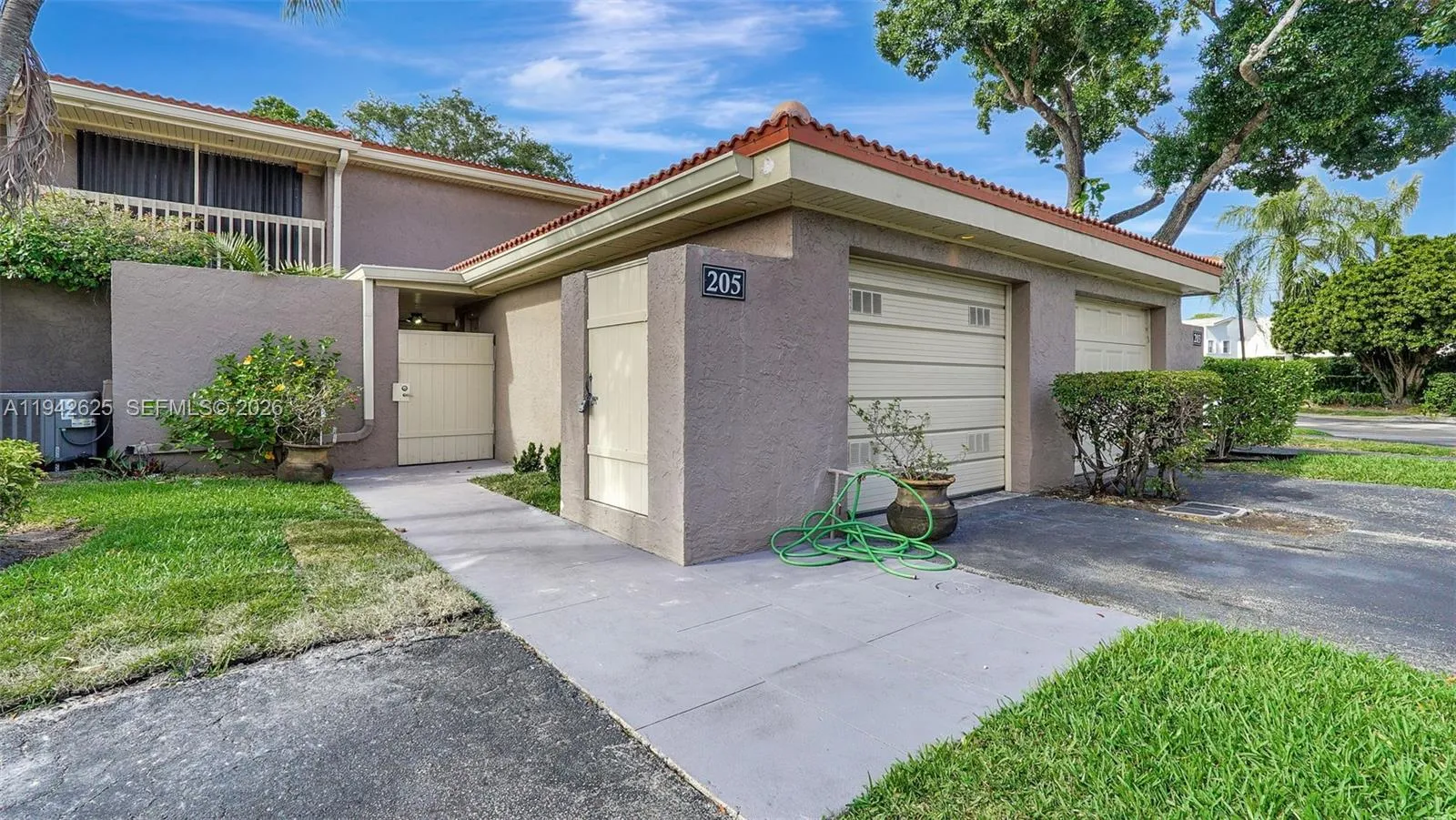 205 Dunwoody Ln # 85, Hollywood FL 33021