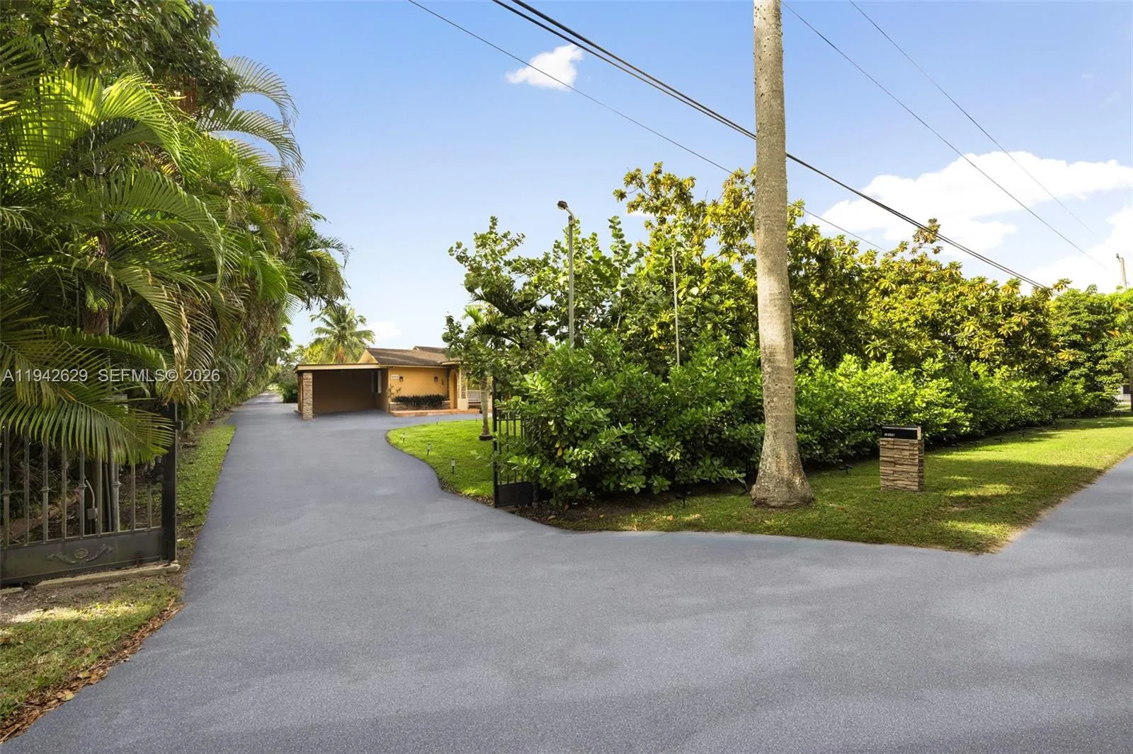 20450 SW 198th Ave, Miami FL 33187