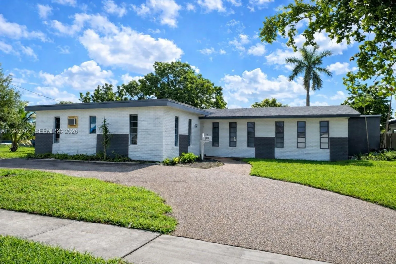 4 bedroom 3 bath for sale at 2450 NW 85th Ave, Sunrise FL 33322