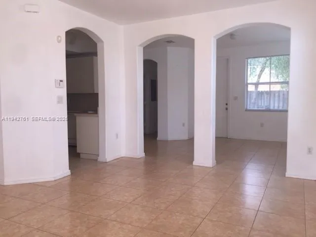 10852 SW 240th St, Homestead FL 33032
