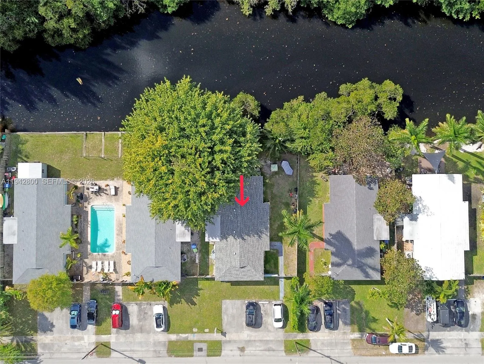 for sale at 2441 NW 9th Ter, Wilton Manors FL 33311