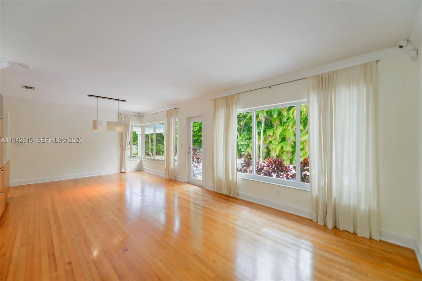 911 Mariana Ave, Coral Gables FL 33134