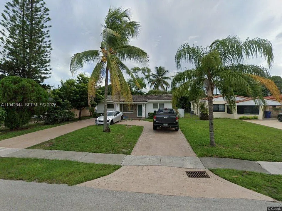 4 bedroom 2 bath for sale at 1540 NE 173rd St, North Miami Beach FL 33162