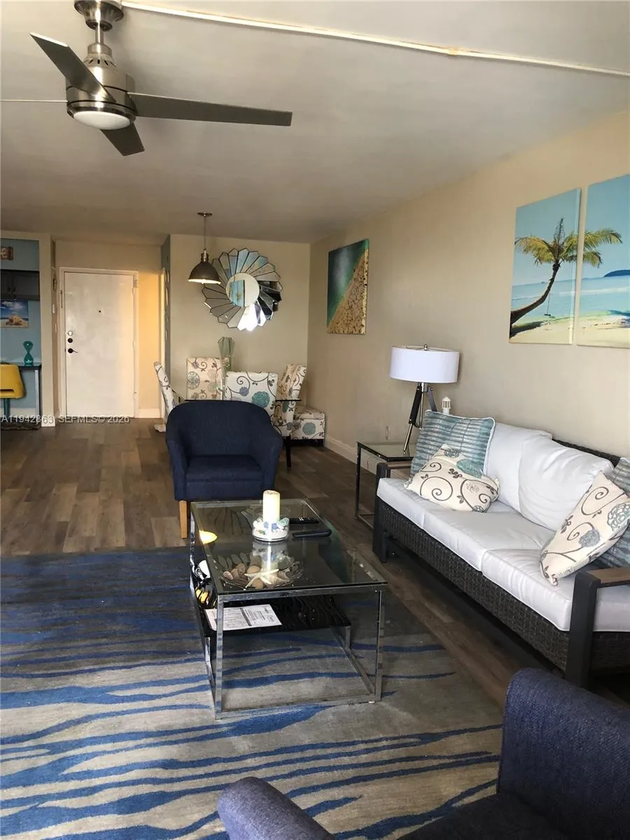 801 S Ocean Dr # 1004, Hollywood FL 33019