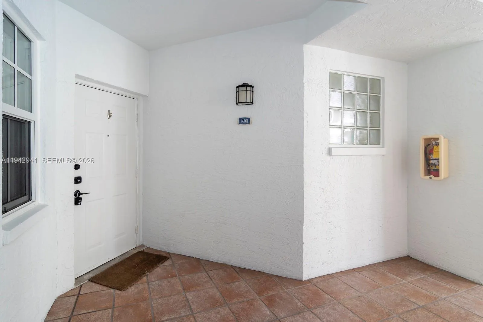 3215 NE 184th St # 14301, Aventura FL 33160