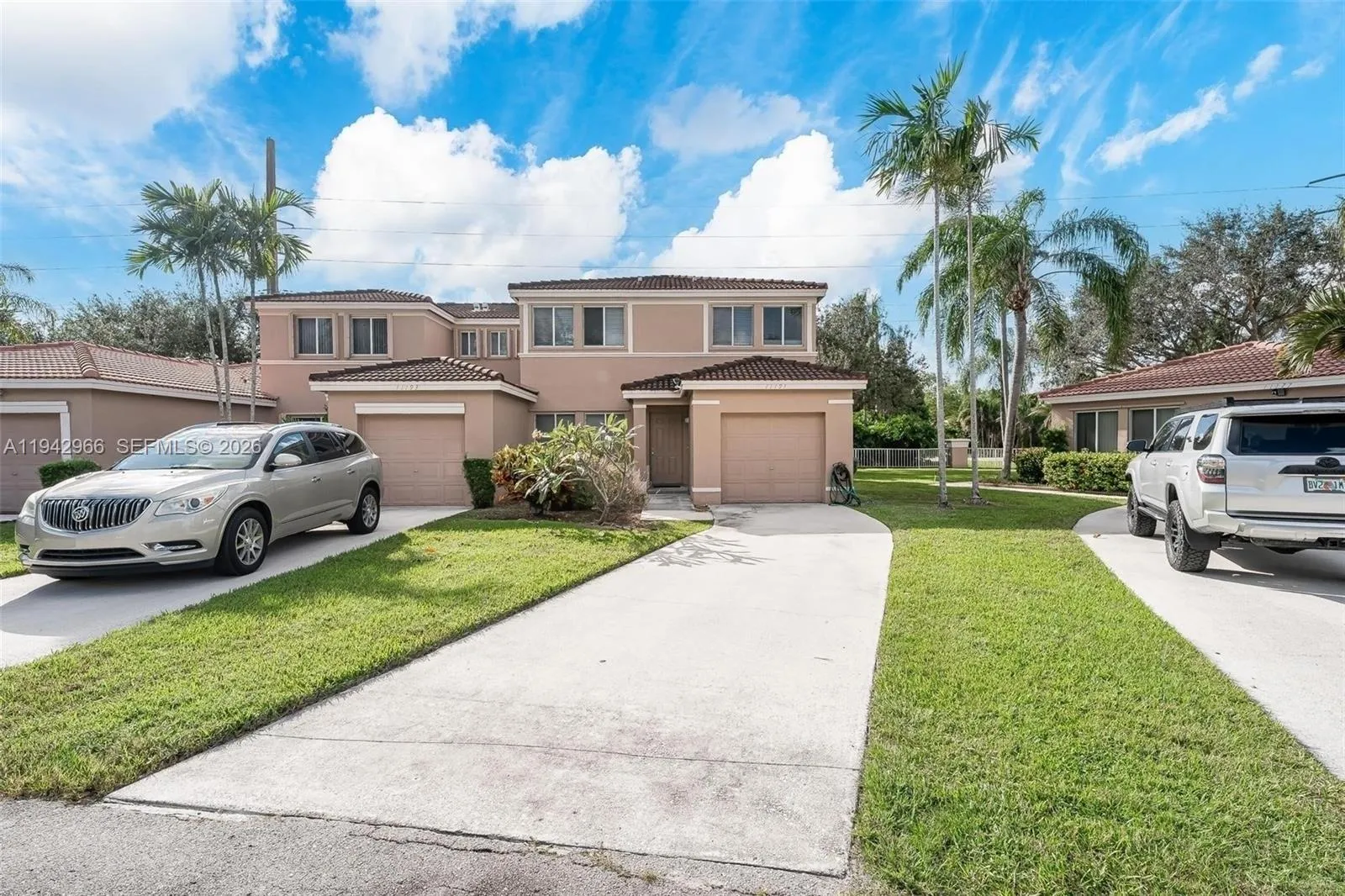 4 bedroom 2 bath for sale at 11191 SW 17th Mnr, Davie FL 33324