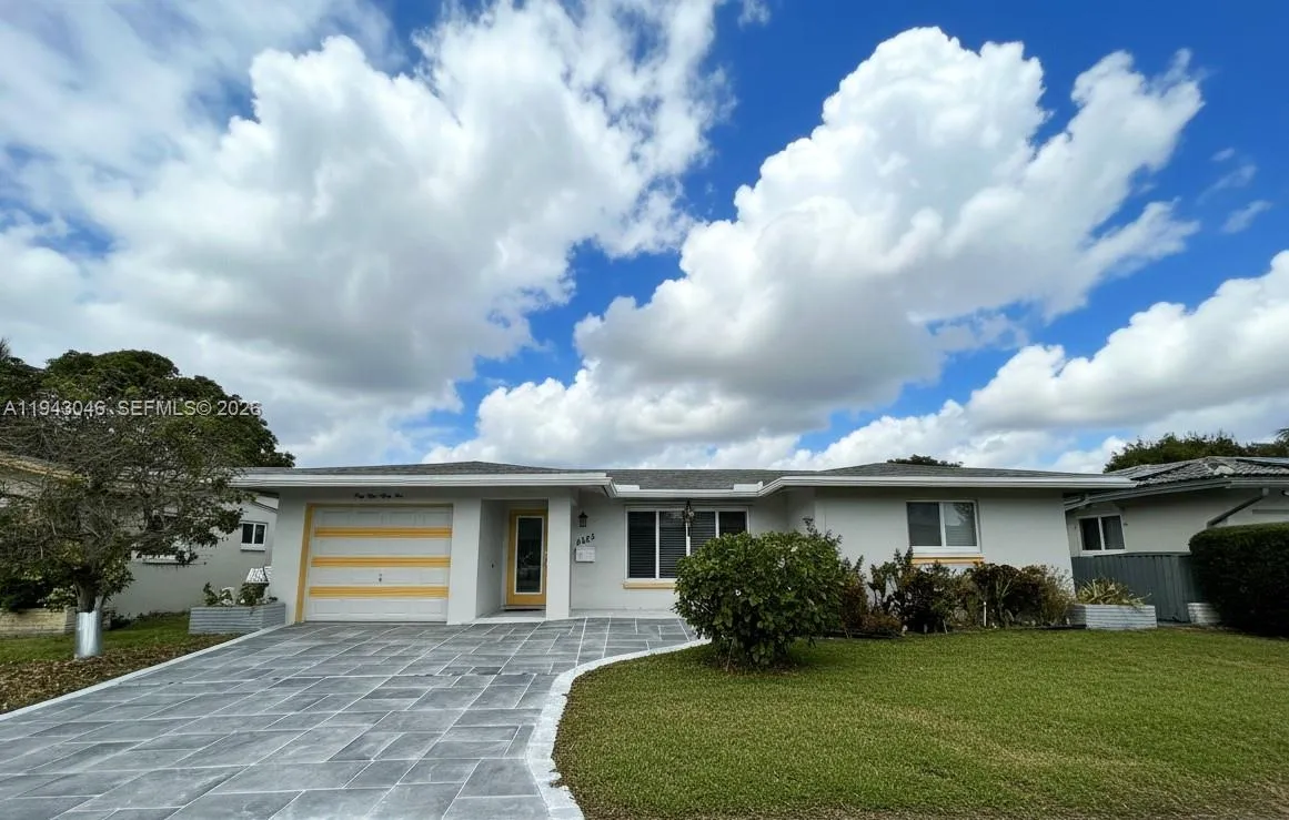 2 bedroom 2 bath for sale at 4945 NW 55th Ct, Tamarac FL 33319