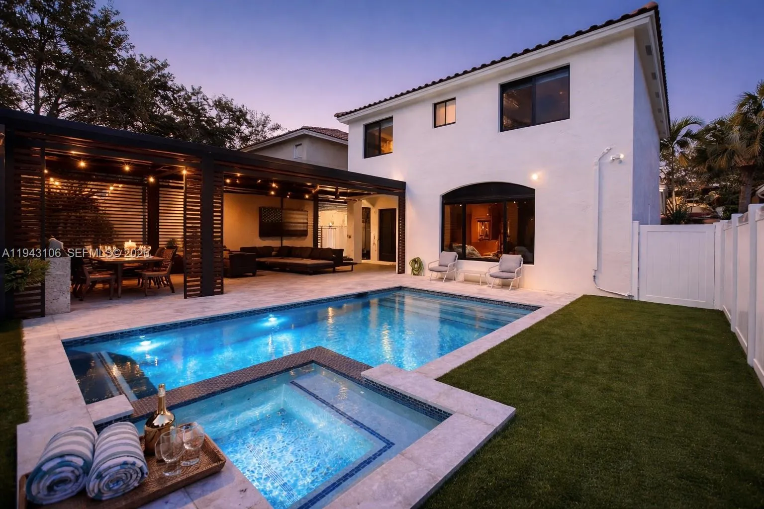 3 bedroom 2 bath for sale at 7782 NW 18th St, Pembroke Pines FL 33024