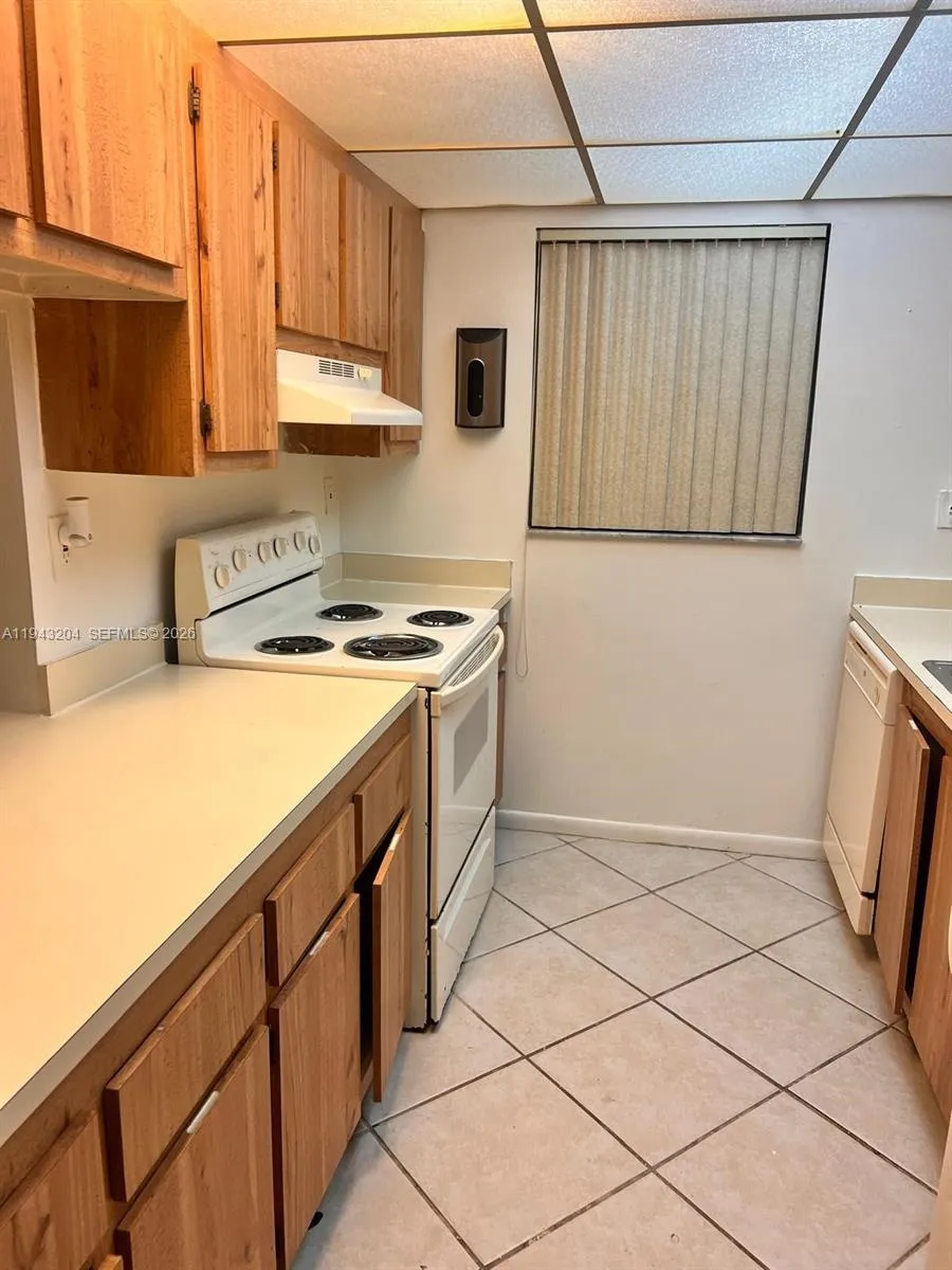 1850 N Congress Ave # 409, West Palm Beach FL 33401