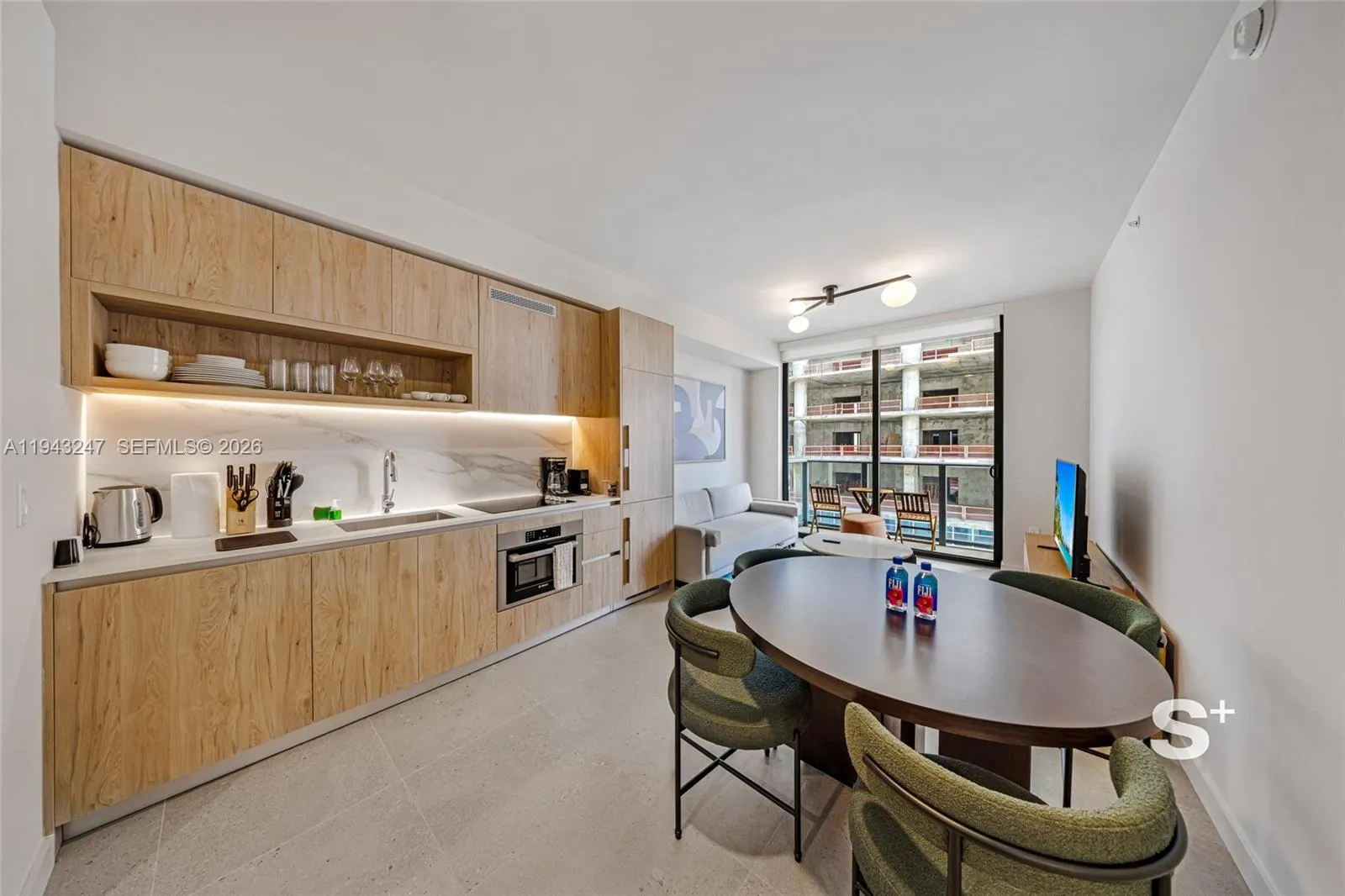 1 bedroom 1 bath for sale at 11 NE 6th St # 2903, Miami FL 33132