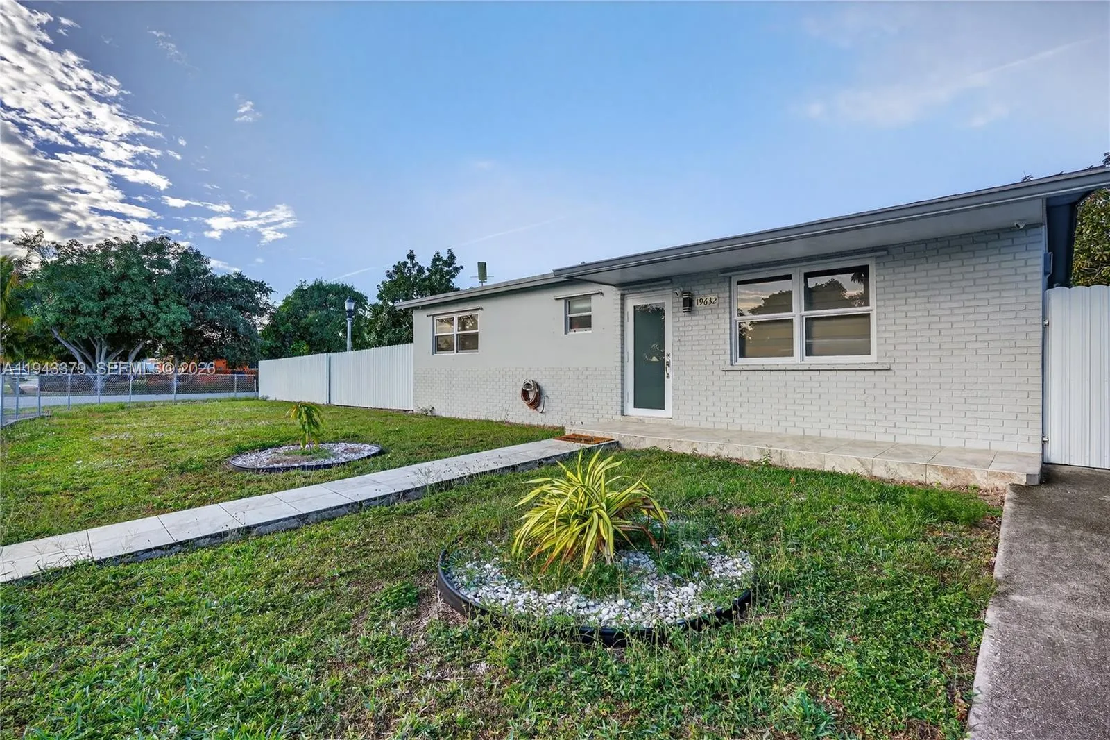 19632 SW 120th Ave, Miami FL 33177