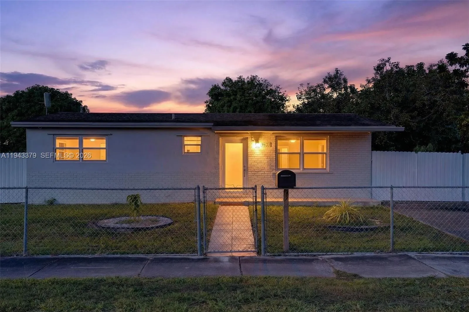 19632 SW 120th Ave, Miami FL 33177