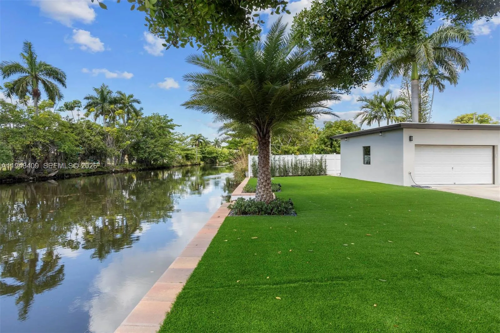 260 NW 86th St, El Portal FL 33150