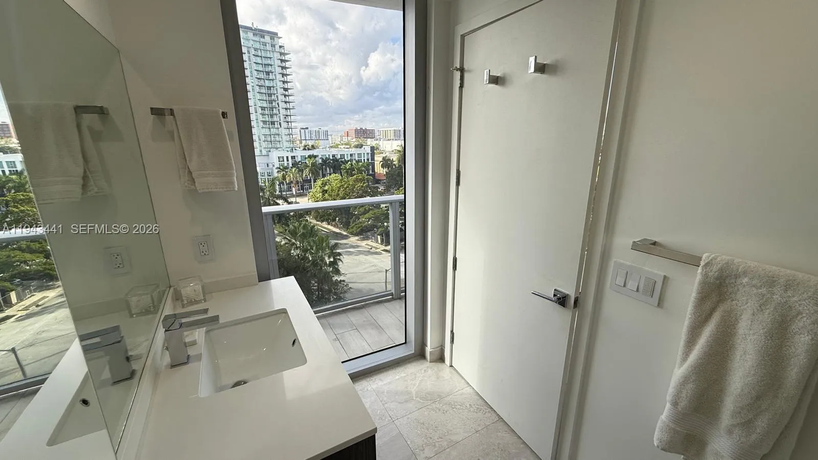 488 NE 18th St # 700, Miami FL 33132