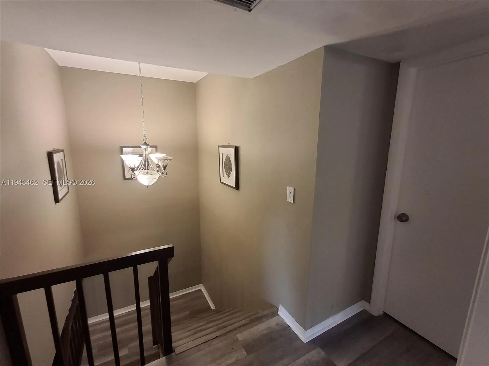 279 Woodland Rd, Palm Springs FL 33461