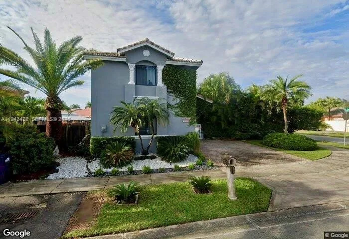 15448 SW 92nd St, Miami FL 33196