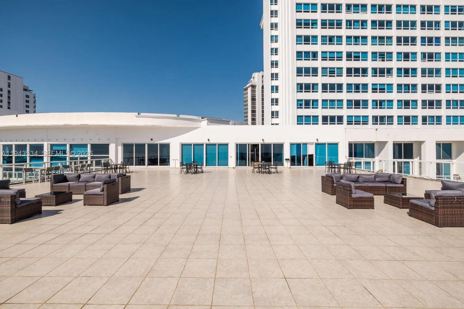 5445 Collins Ave # M12, Miami Beach FL 33140