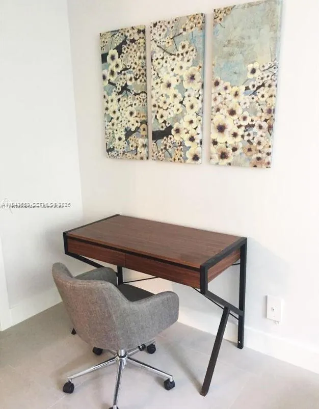 100 Lincoln Rd # 426, Miami Beach FL 33139