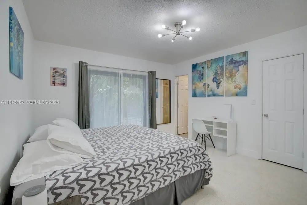 1700 SW 20th St, Fort Lauderdale FL 33315
